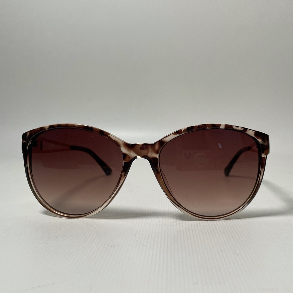 Rocawear Cat’s Eye Sunglasses